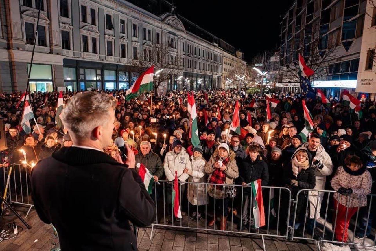 Összefogáspárti óellenzék és a Tisza: az idő Magyar Péteréknek dolgozik