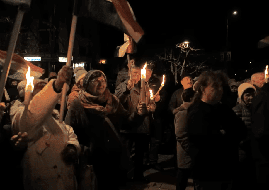 „Undorító, ahogy viselkedett Menczer Tamás”