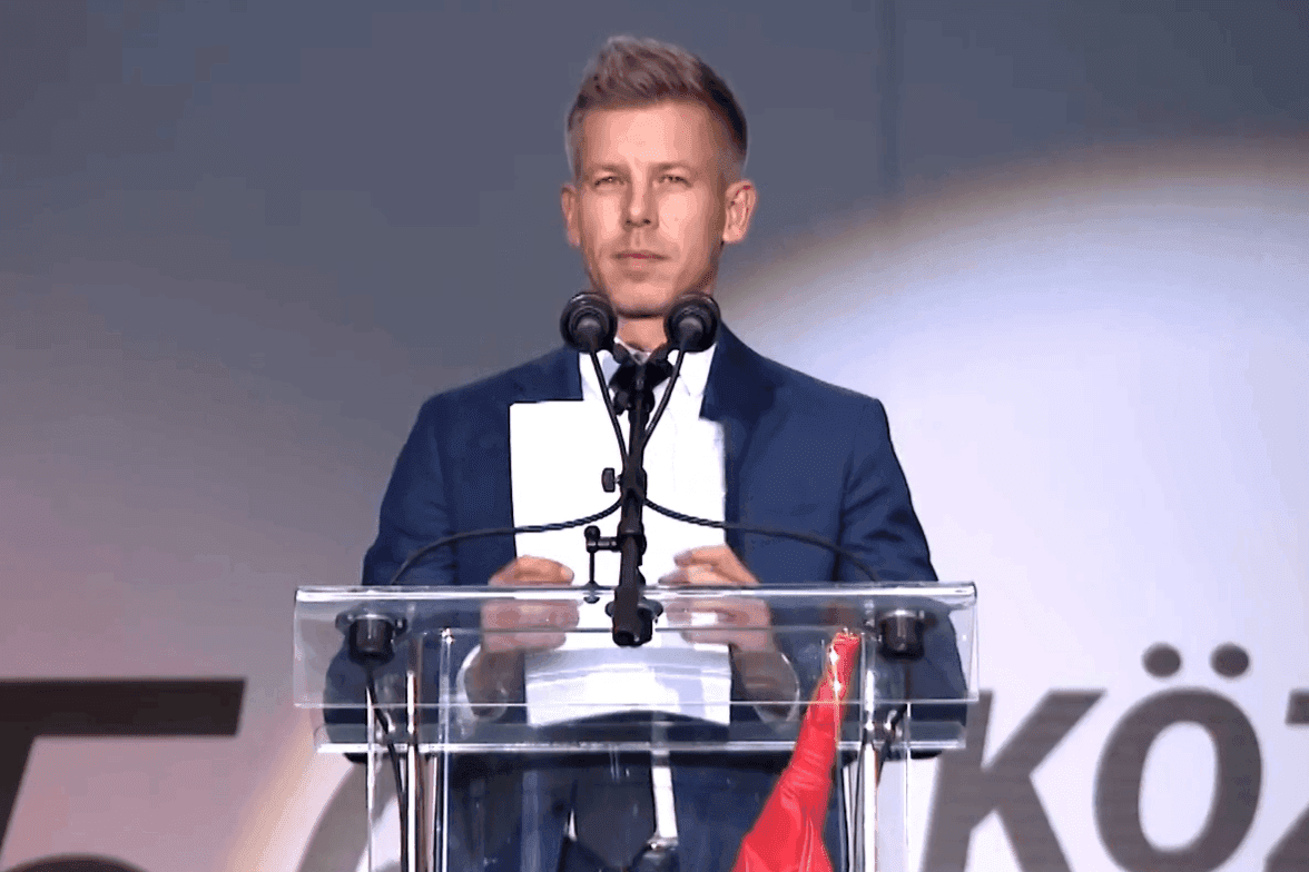 Magyar Péter: Lassan mondom, hogy a Karmelita palotában is megértsék, a haza a népé