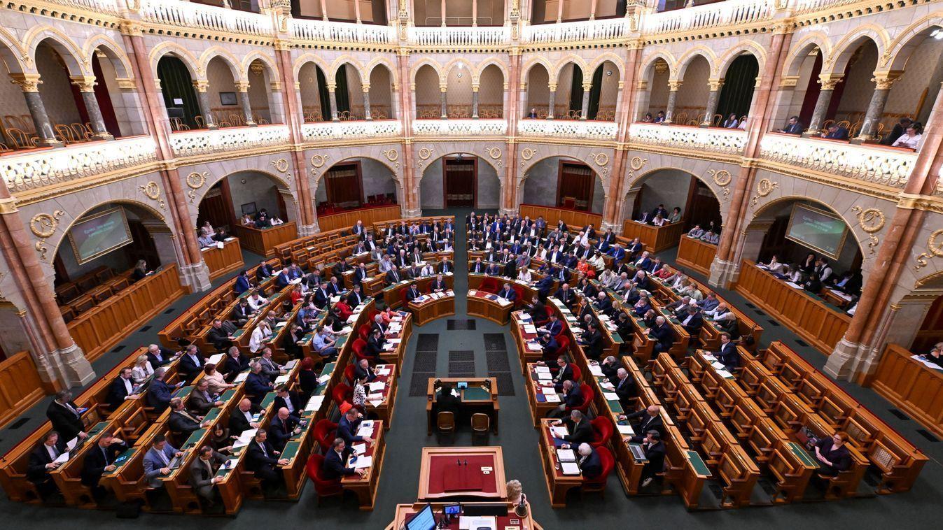 A Fidesz új törvényének a saját megmondóemberei örülhetnek a legkevésbé