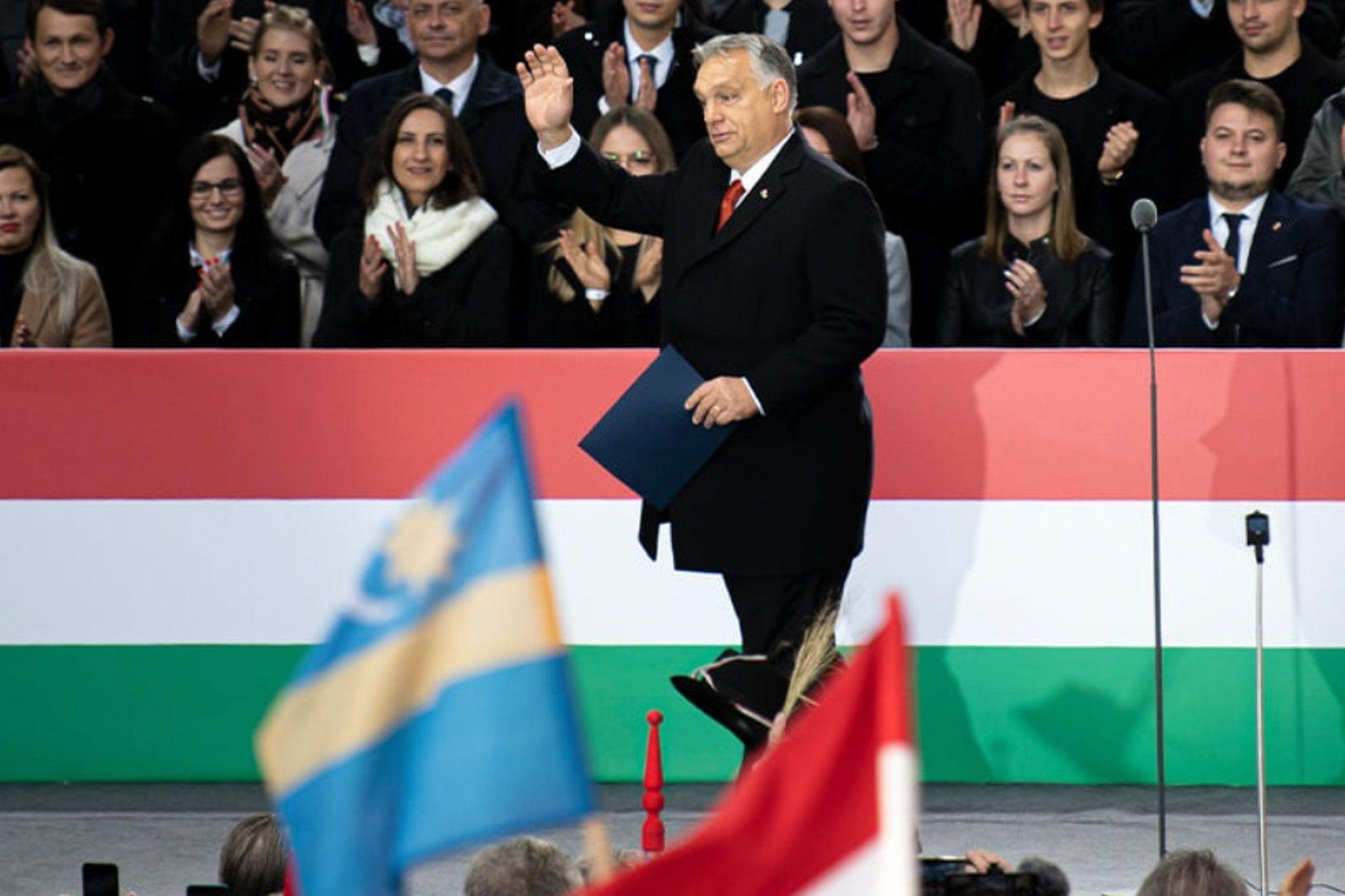 16 milliárdot osztott szét Erdélyben a magyar kormány: oktatásra, sportra és médiára ment a pénz 