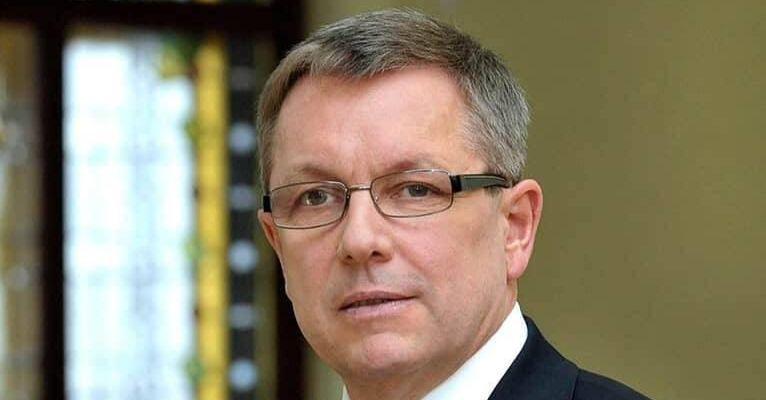 Listán látható, hogy kik estek ki a pixisből
