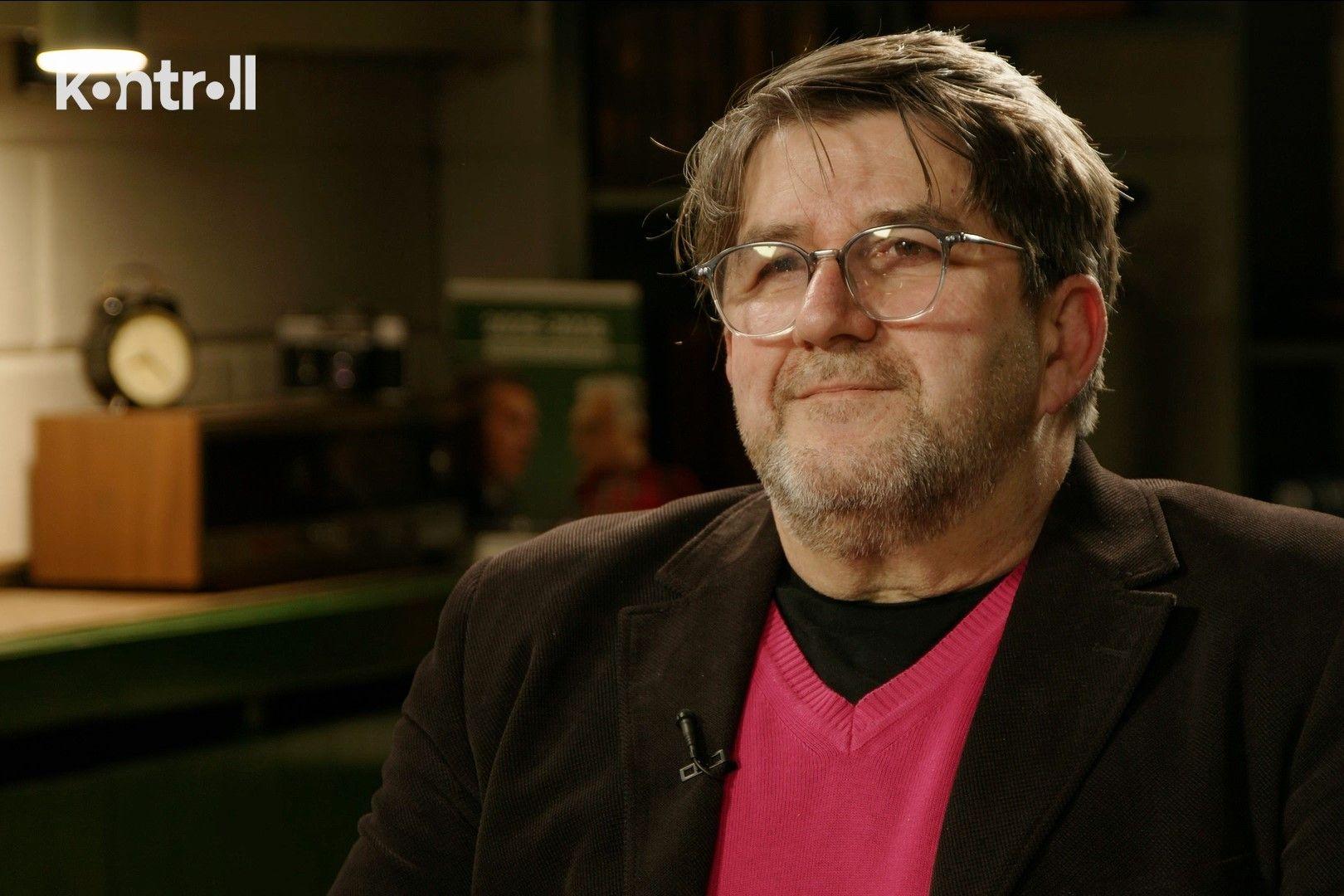 Az erdélyi magyarság a Fidesz hátországa? - Kéri László vendége Gáspárik Attila // KÉRI KÉRDI