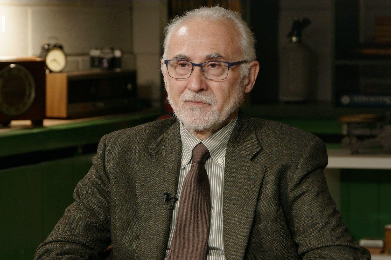 Romsics Ignác: Nemzetközi tétje is van a magyar választásnak // KÉRI KÉRDI