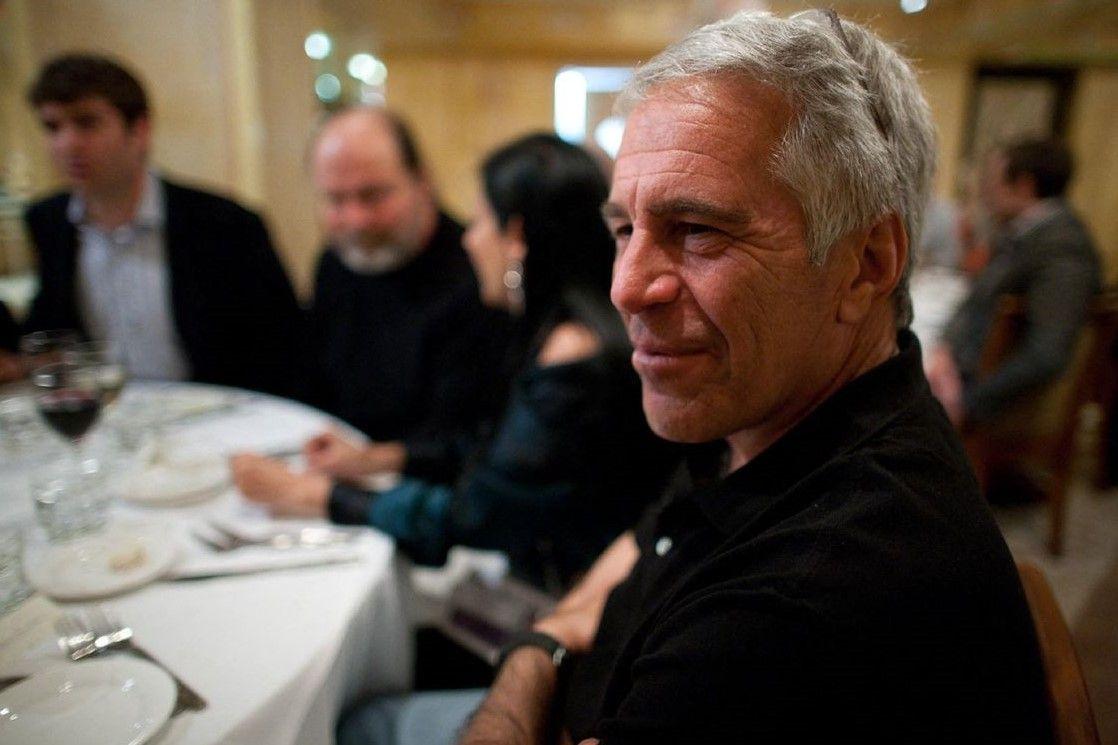 Egy budapesti lakás és magyar lányok is felbukkantak az Epstein-aktákban