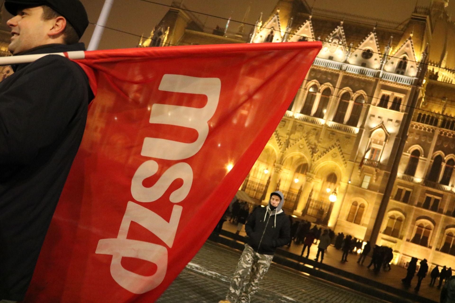 Visszalépő kispártok: mi lesz a Jobbik, MSZP és Párbeszéd jövője?