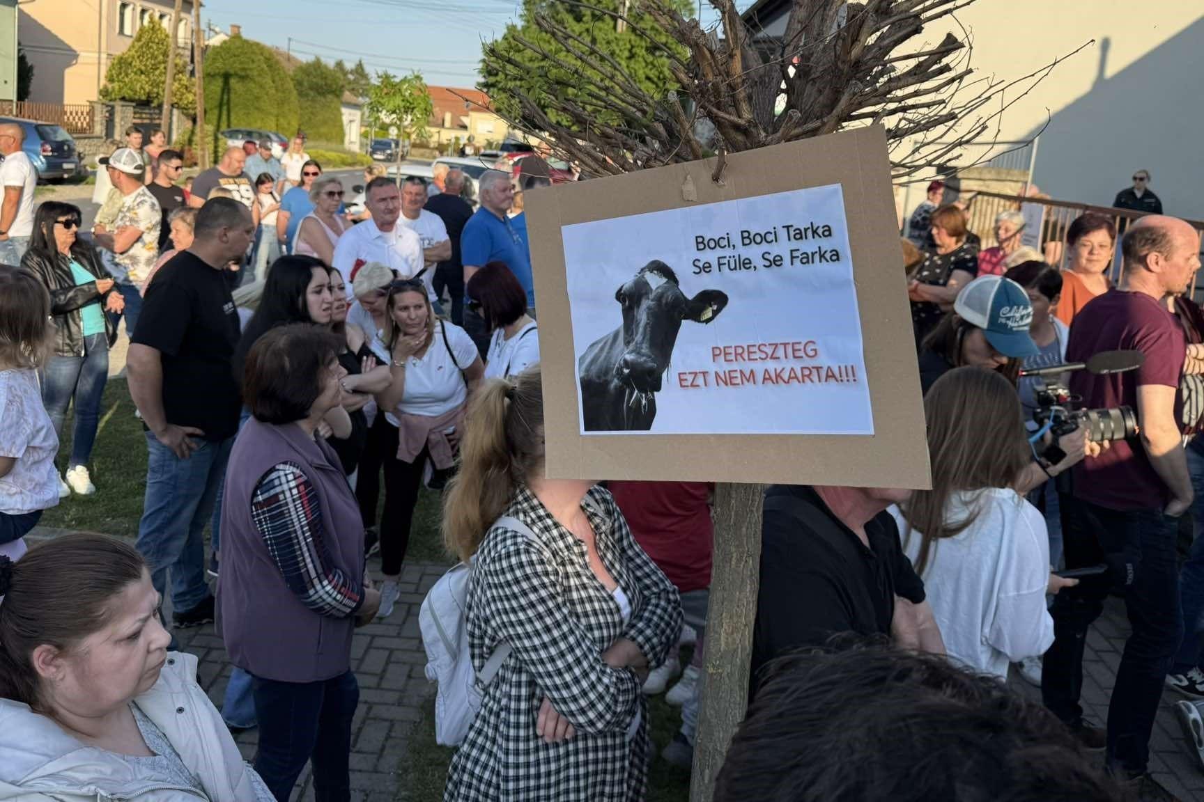 Nem sikerült megnyugtatnia a peresztegieket Nagy István agrárminiszternek