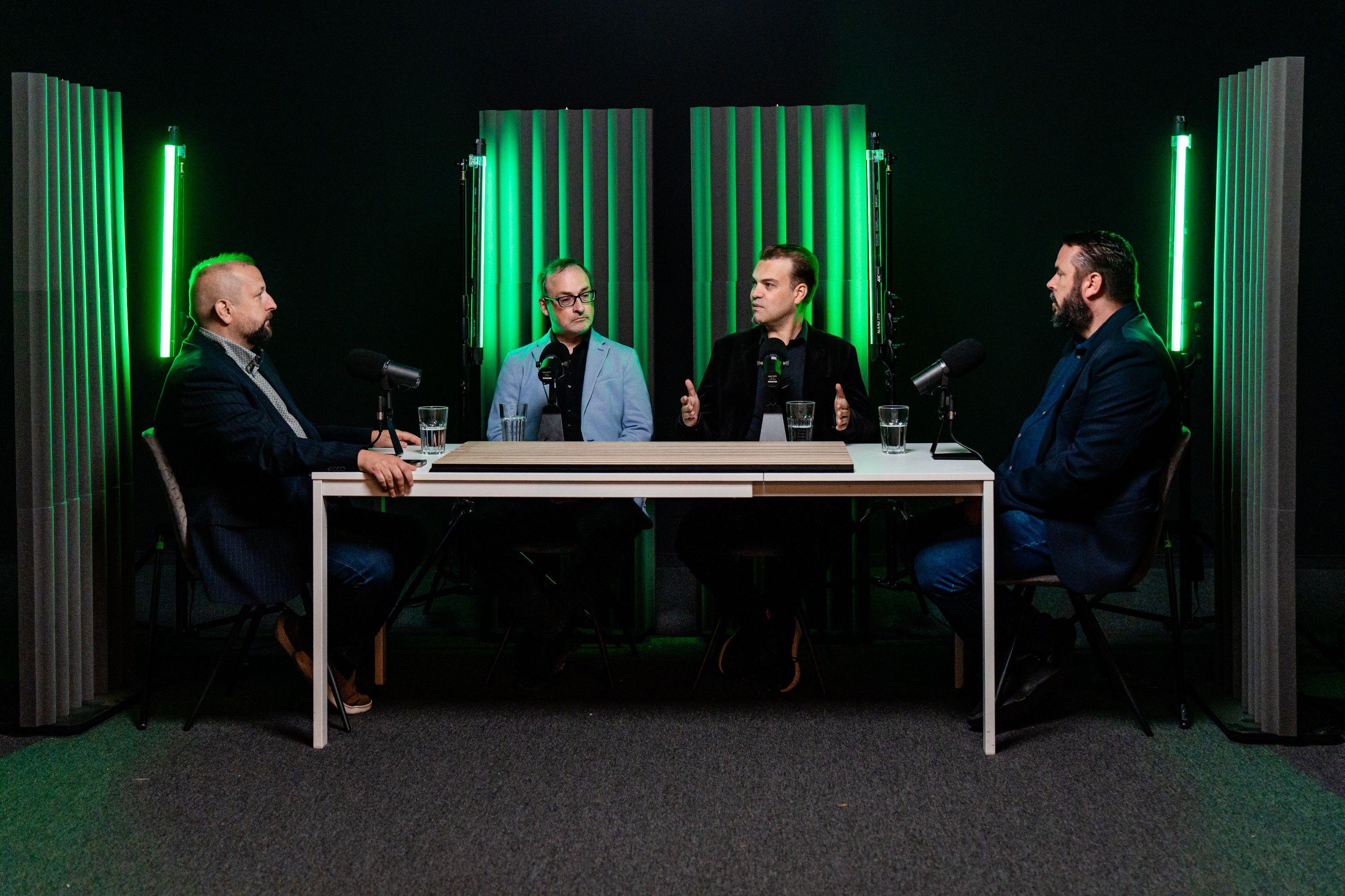 Szabadsajtó Klub: Zsolti bácsi visszalő