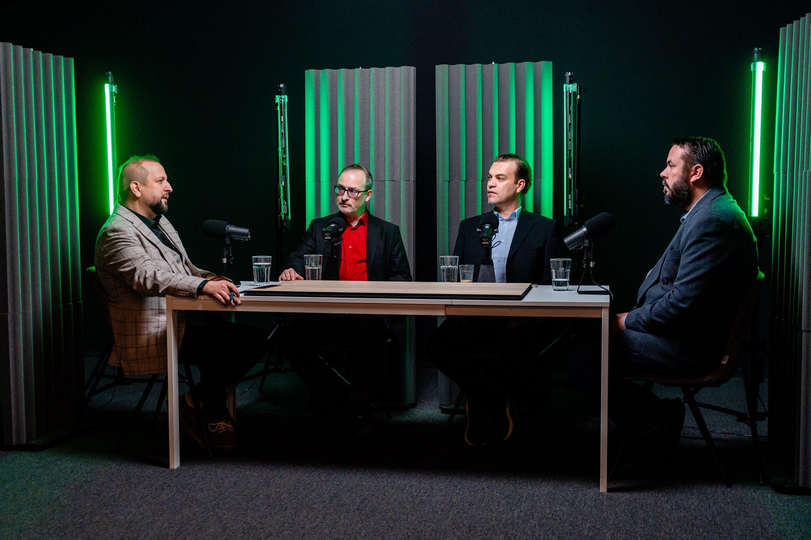 Szabadsajtó Klub: Behozhatatlan már a TISZA előnye? 