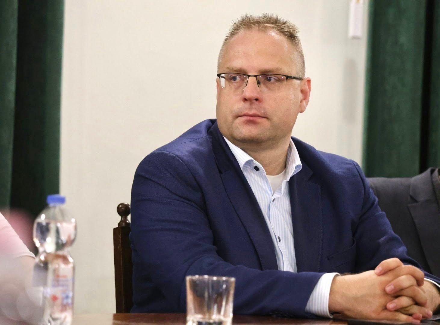 Pintér Sándorra hatott a nyílt levél, több lett a rendőr Szolnokon