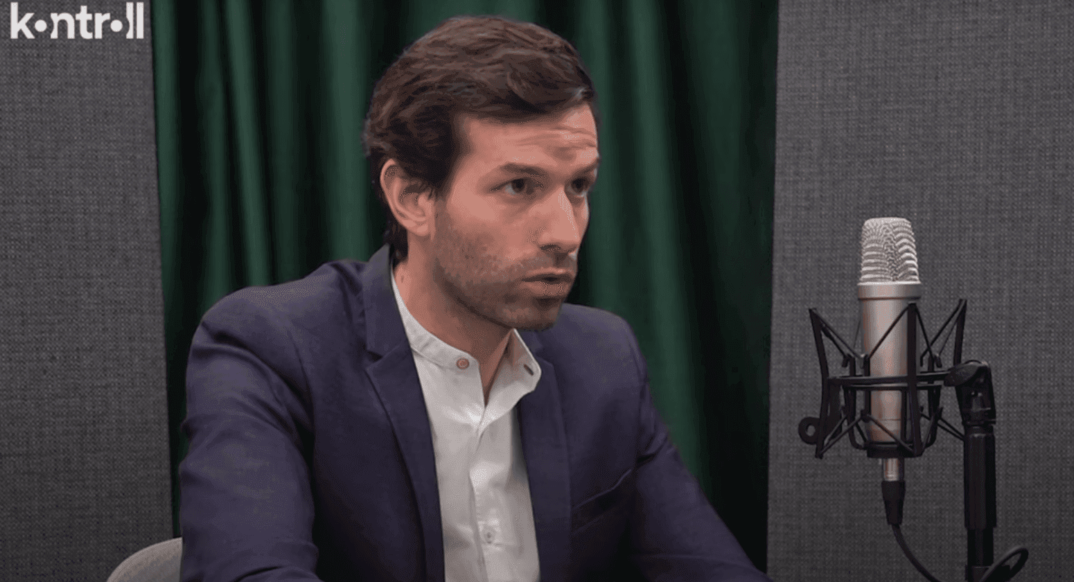 Fekete-Győr András: "Mindenki hozza meg a maga áldozatát a rendszerváltásért!"