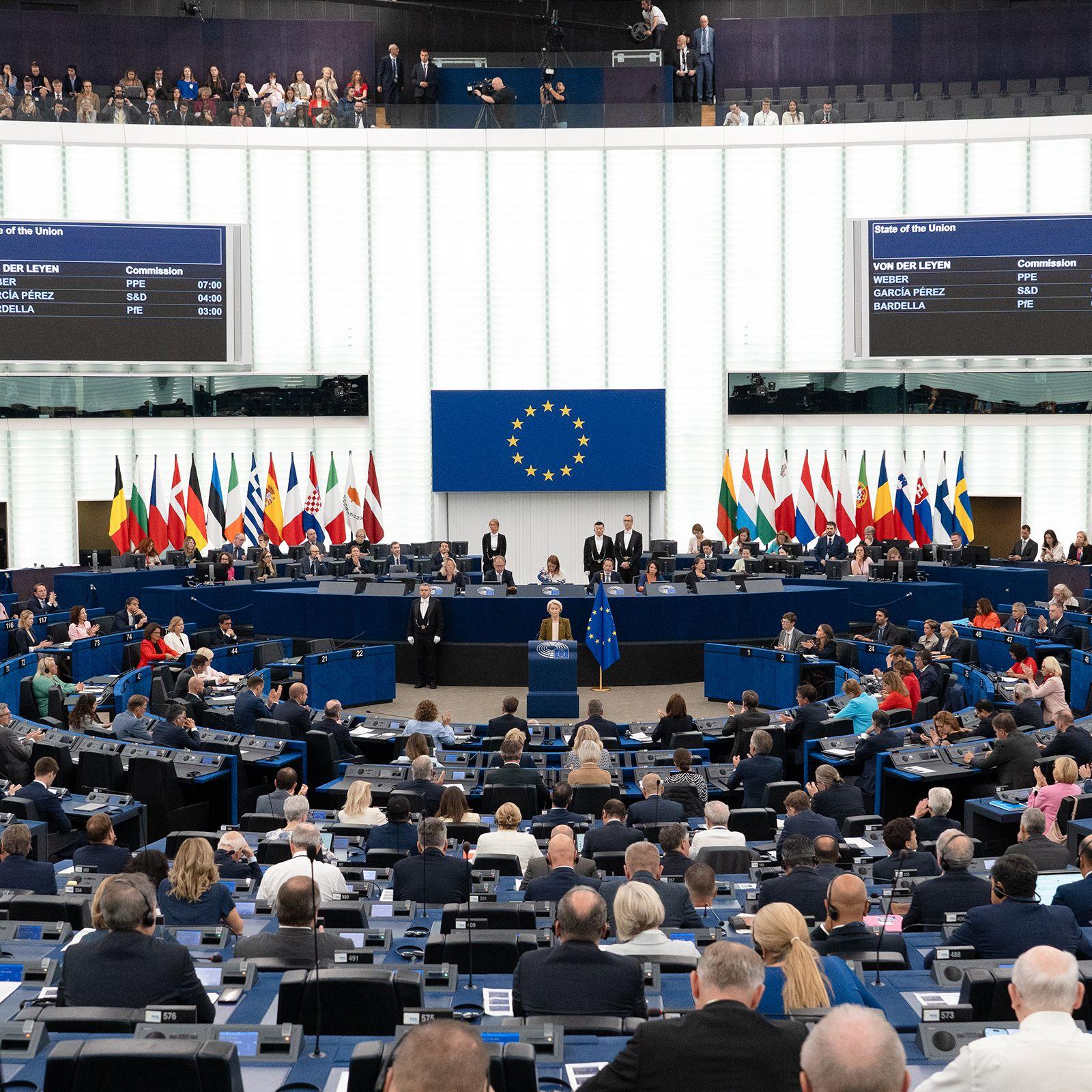 2027-ig teljesen kivezetik az orosz gázt az Európai Unióból