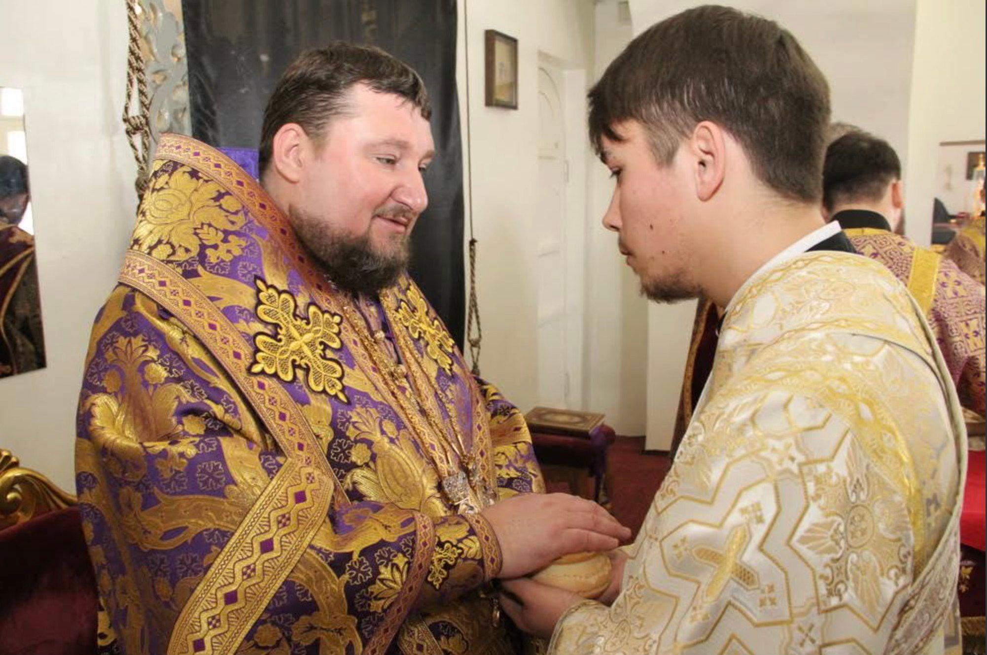 Újabb orosz egyházi vezetőkről derült ki, hogy nem a jézusi úton járnak