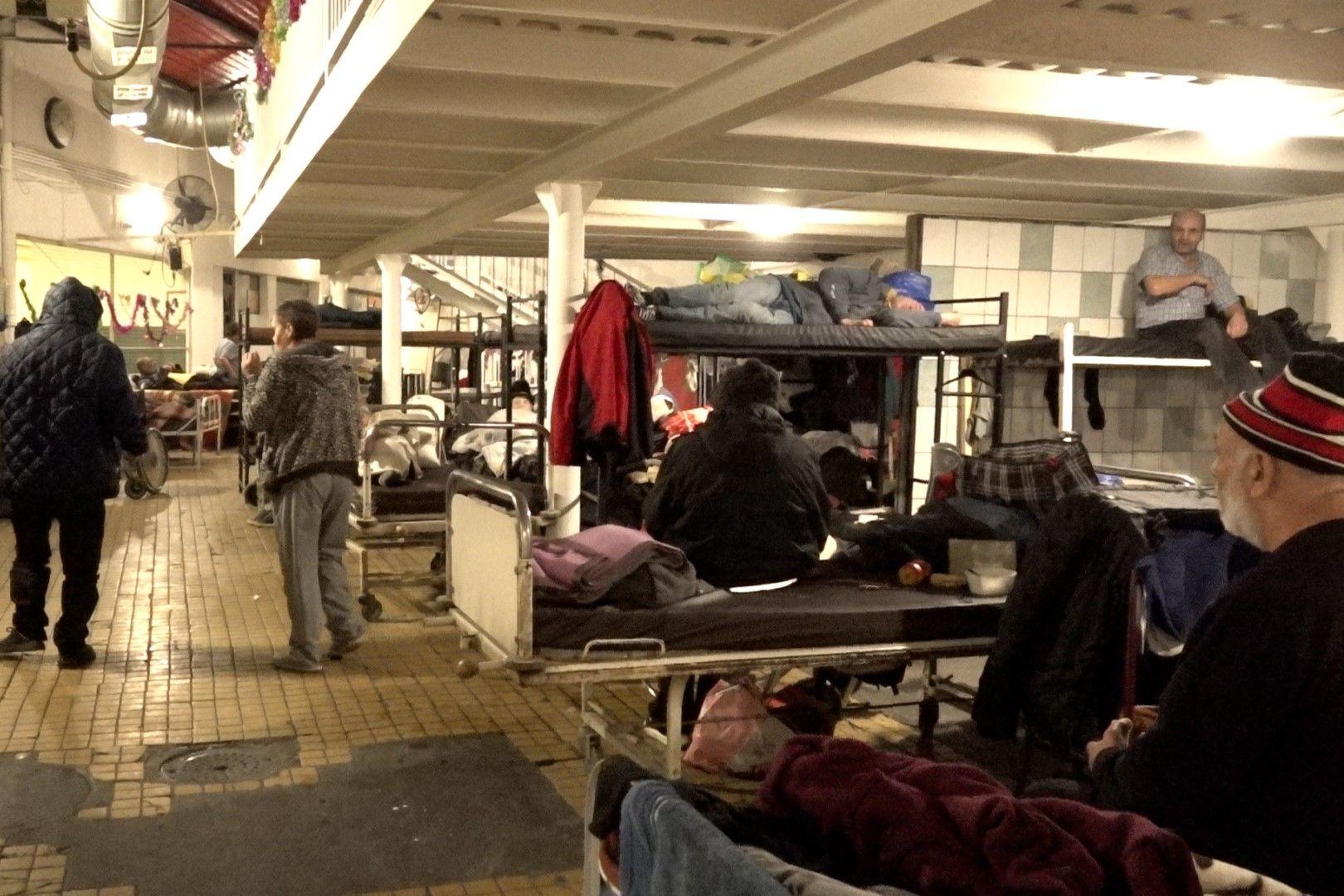 A hajléktalanszálló, amit Orbán bezáratna // NEKÜNK FONTOS