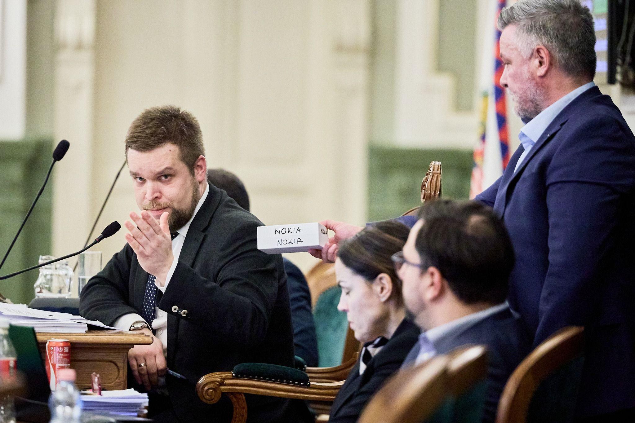 Dagad a győri fideszes botrány: büntetőeljárás indult a lakáskasszából eltűnt közel kétmilliárd forint miatt