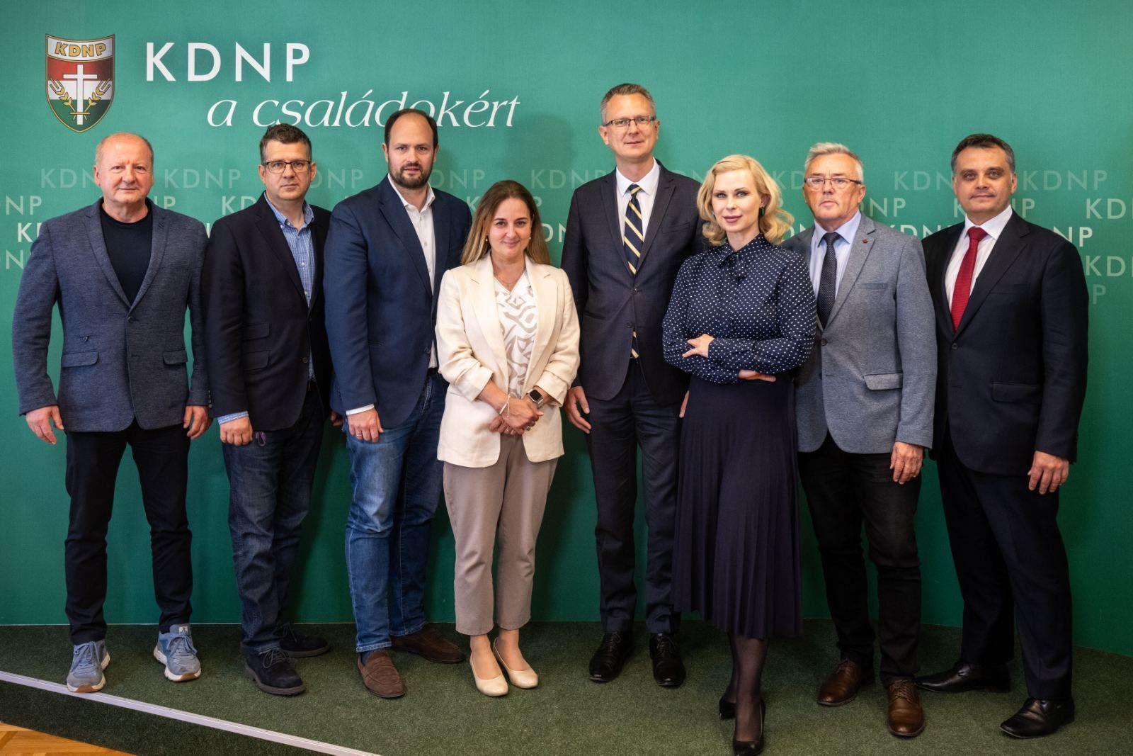 A lista 84. helyéről került a KDNP-frakcióba Orbán Viktor DPK-koordinátora