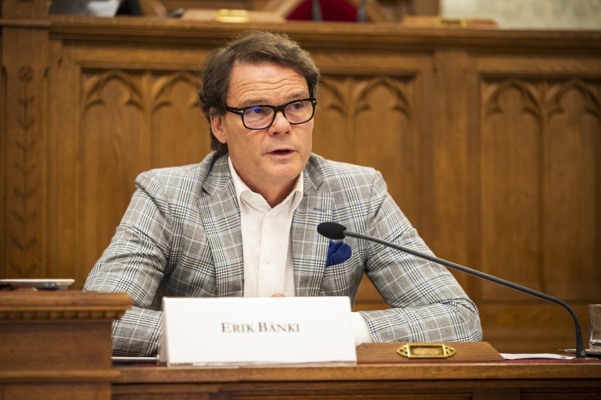 A fideszes Bánki Erik sem veszi fel a parlamenti mandátumát és visszavonul a politikától
