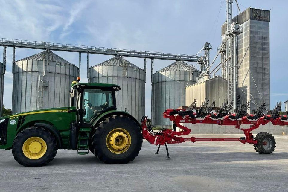 NAV-végrehajtás indult a Kósa Lajoshoz köthető agrárbotrány egyik kulcscégénél