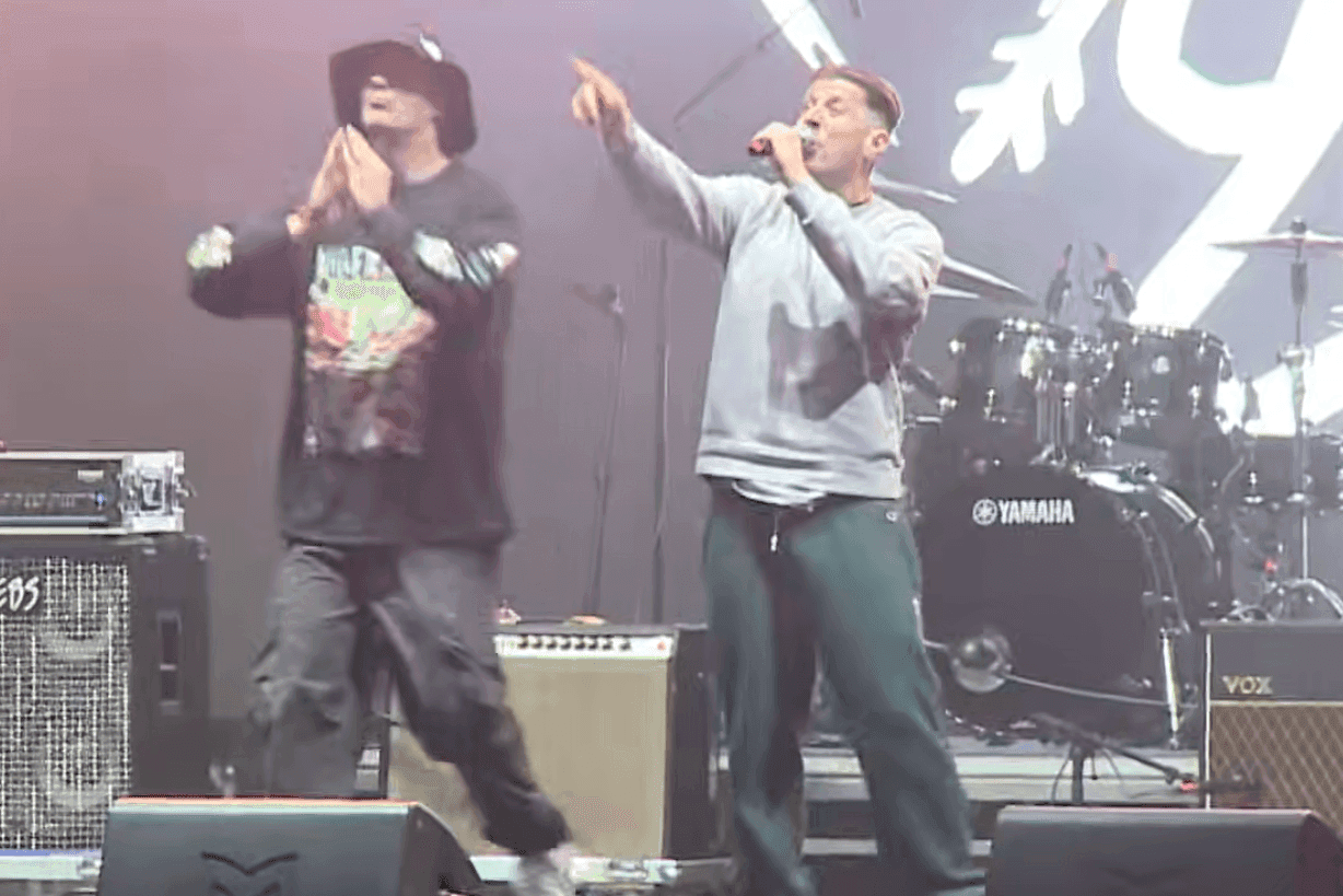 Bocsánatot kért a nemi szervét fogdosó rapper 