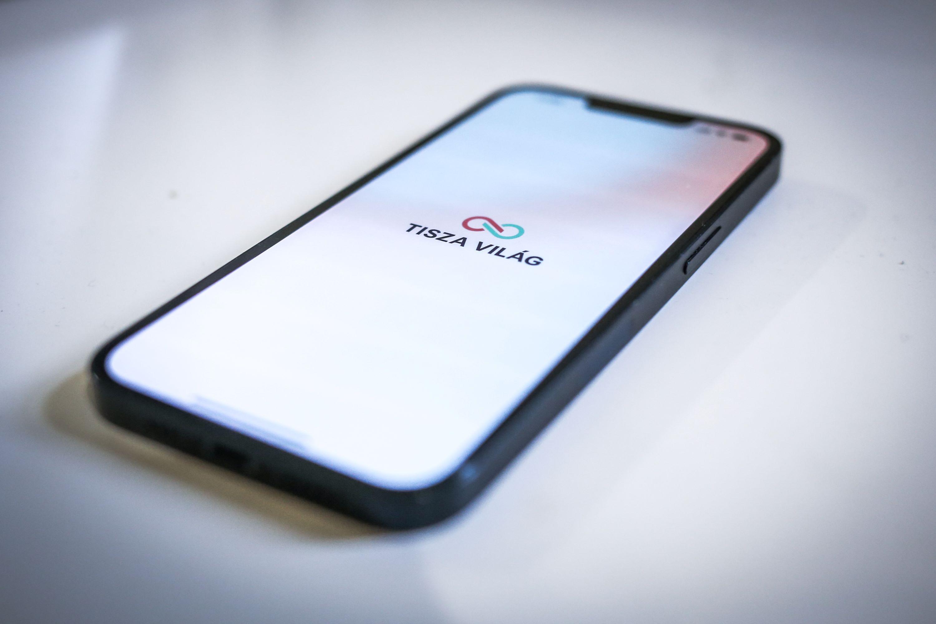 Így tüntette el a nyomait a kormánysajtó a tiszás adatokkal elkövetett bűncselekménynek