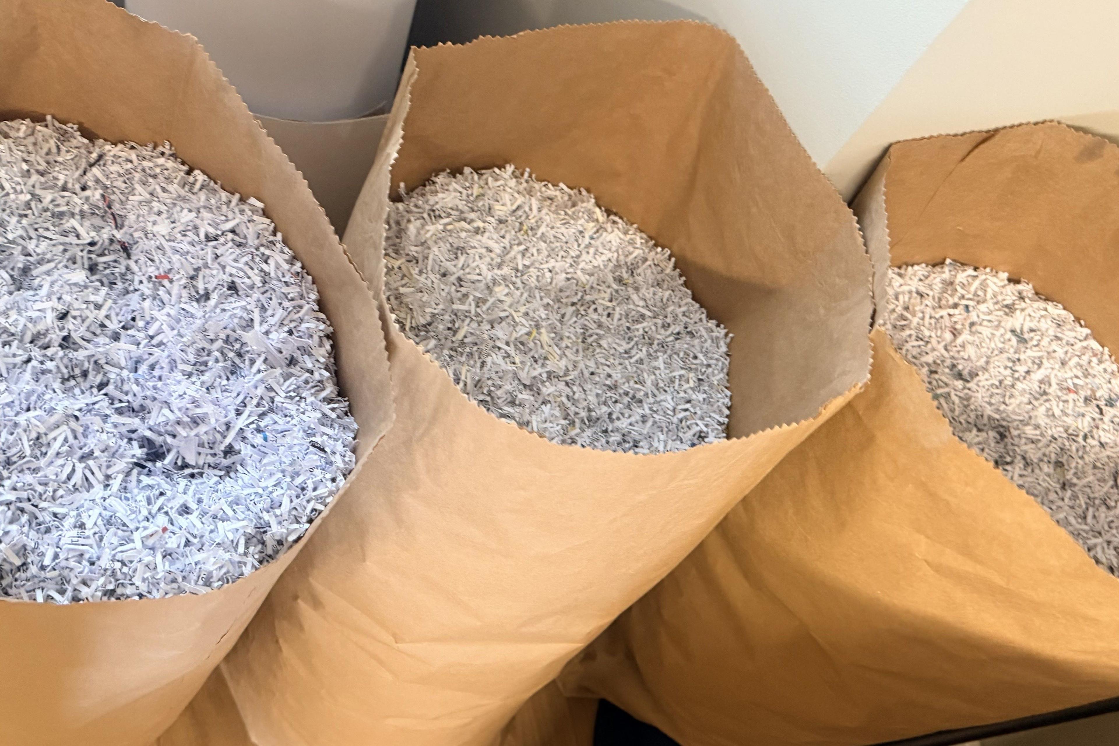 Nemcsak a Külügyben, a Honvédelmi Minisztériumban is elkezdődött az iratmegsemmisítés a választás után