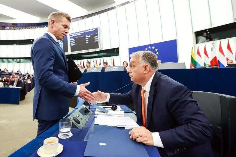 Másfél évtized alatt jócskán megkopott az Orbán-rezsim fénye