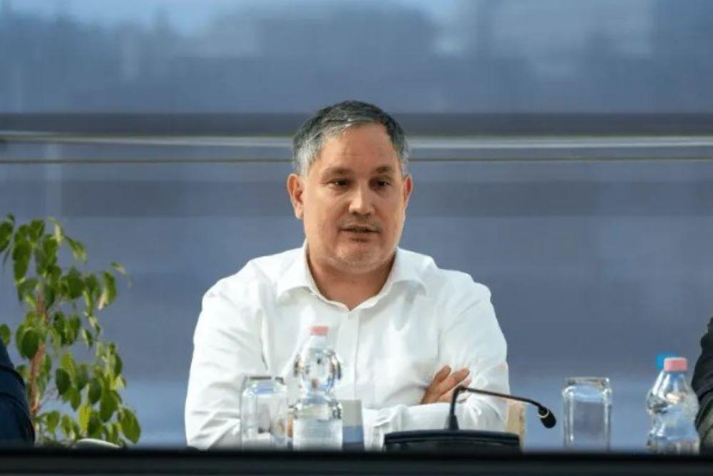 Jakuzzis, grillezős "gazdasági épületet" vásárolt Nagy Márton felesége a Balaton-felvidéken