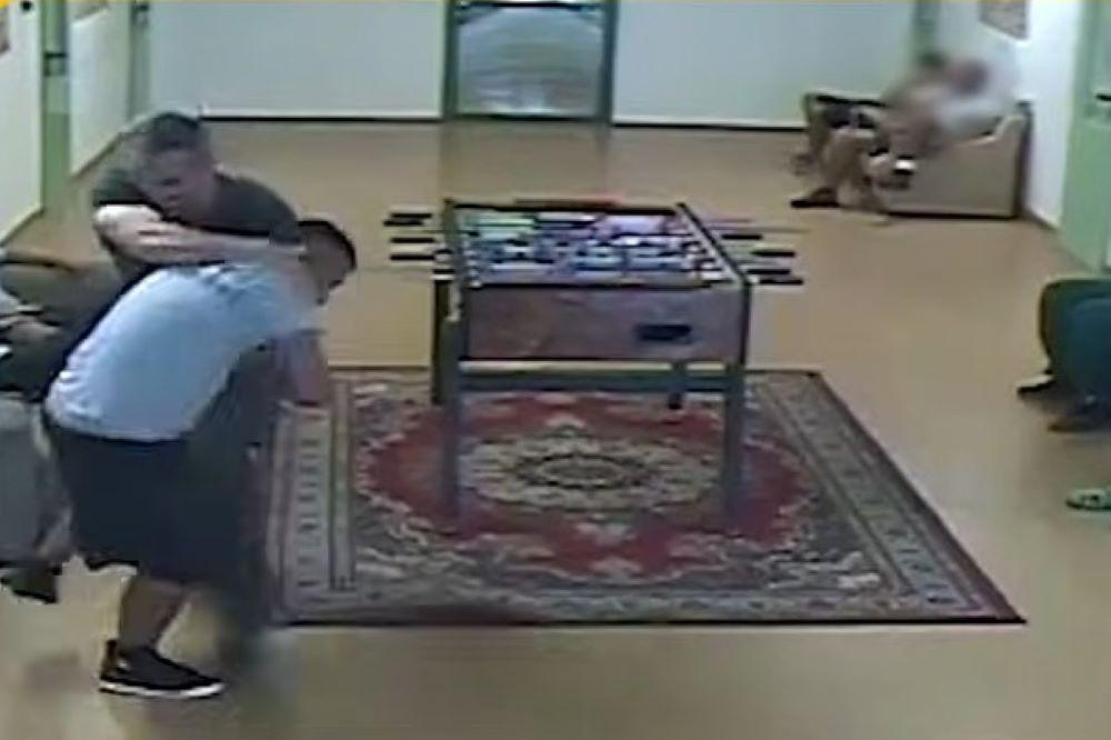 Orrvérzésig ütötte a rábízott gyerekeket a Szőlő utcai javítóintézet új igazgatója