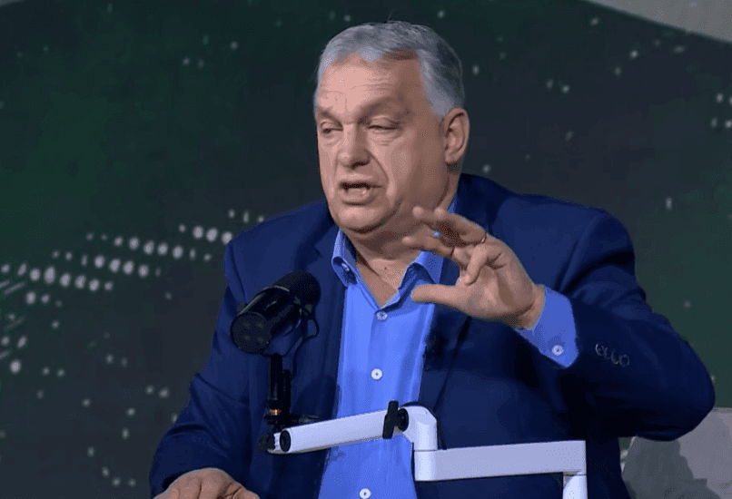 Orbán Viktor és Áder János „háborúellenes gyűlésére” fizetett hirdetésekben toborozták a nézőket 