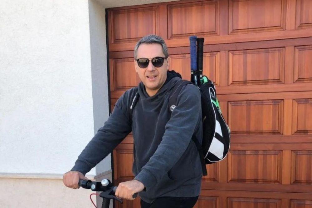 Nem világos, milyen jogcímen épült teniszpálya Lázár kastélyánál