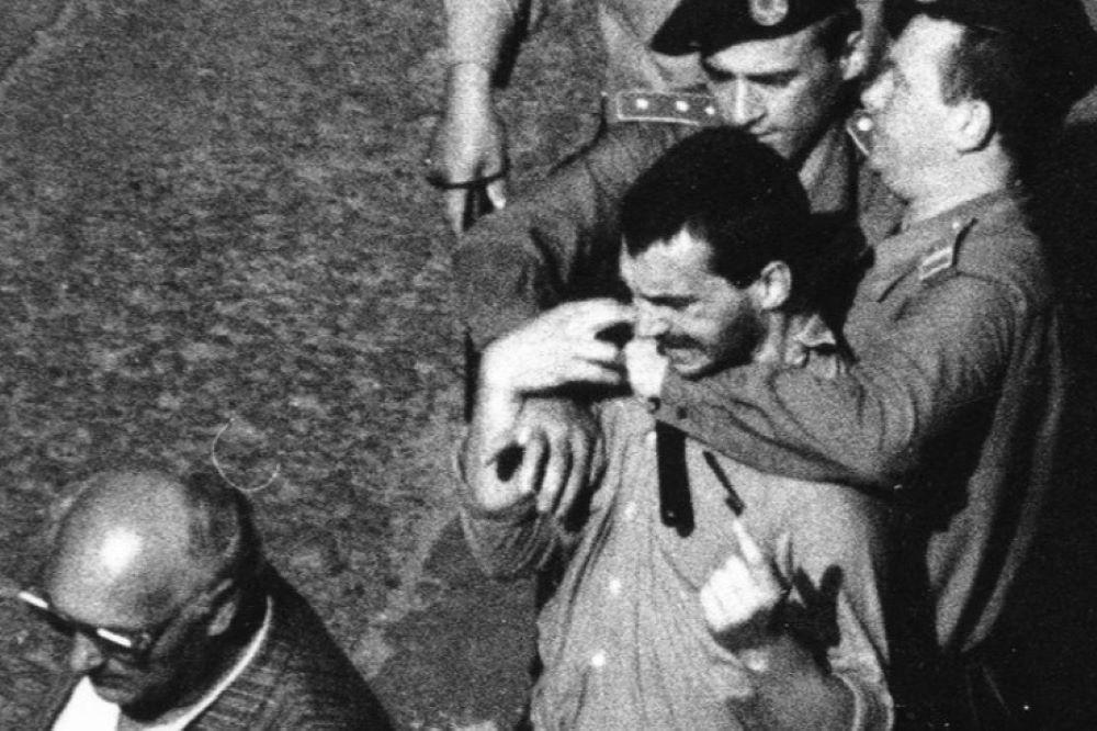 A jogállam lebontása után jöhet a rendőrállam is?