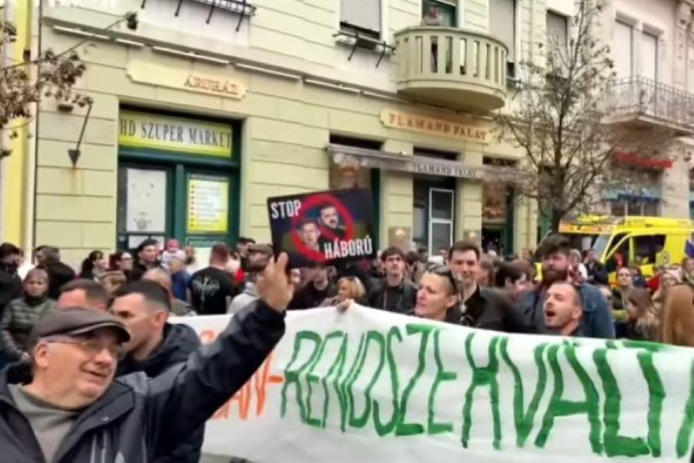 Előrejelzés a választás hajrájára