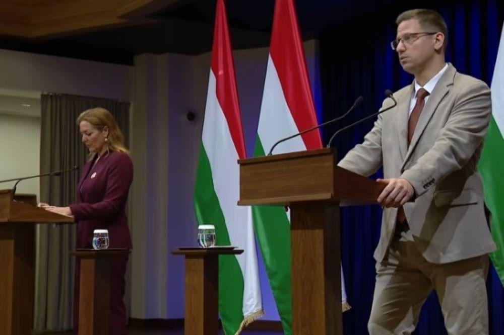 Néhány gondolat a Kormányinfó értelmetlenségéről