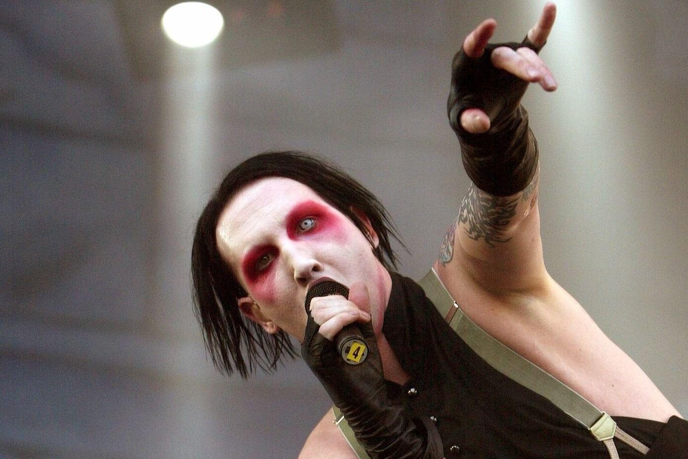 Marilyn Manson kilenc év után újra Budapestre érkezik – botrányokkal és perek sorozatával a háta mögött