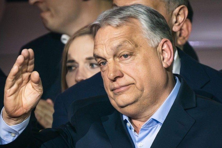 A 38 éves Fidesz unortodox megújulása: Orbán marad az elnök