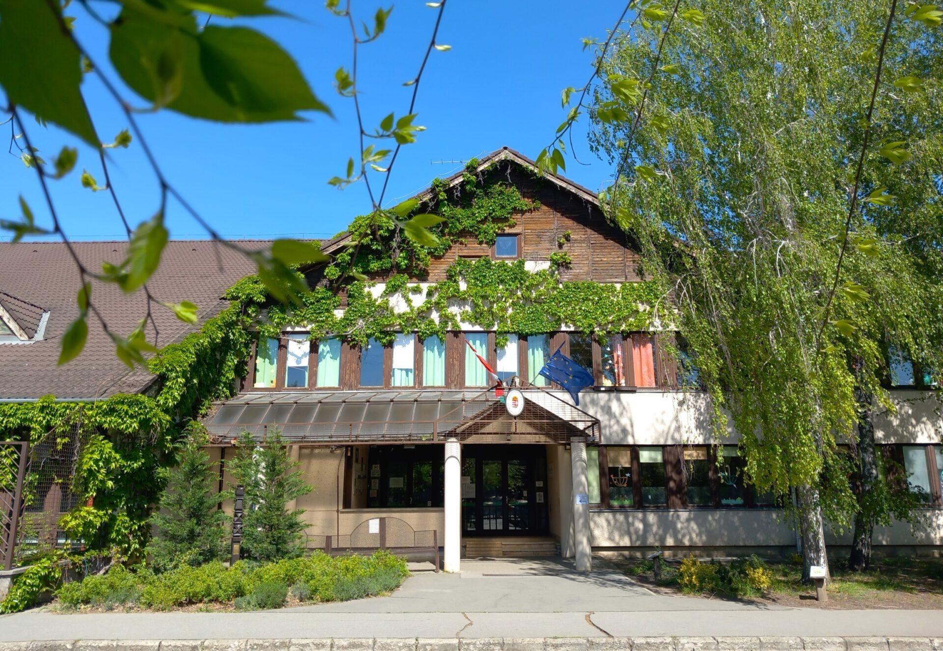 Súlyos vádak miatt hagyta abba hitoktatói tevékenységét egy pap Kecskeméten