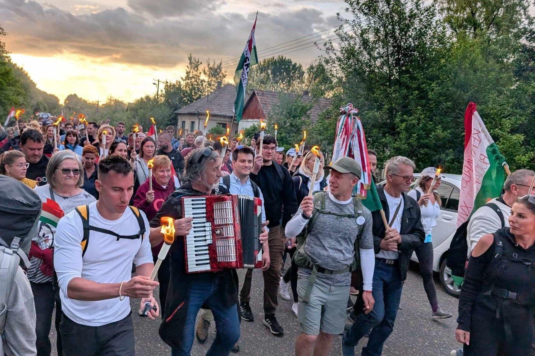 Magyar Péter: Jelentős többségben vagyunk!