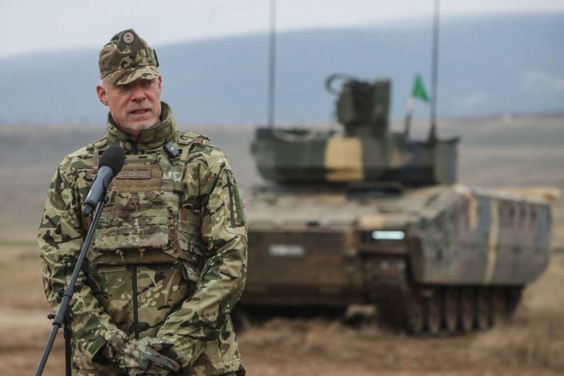  „Szakítsunk a békementalitással” – mondta két éve a honvédelmi miniszter