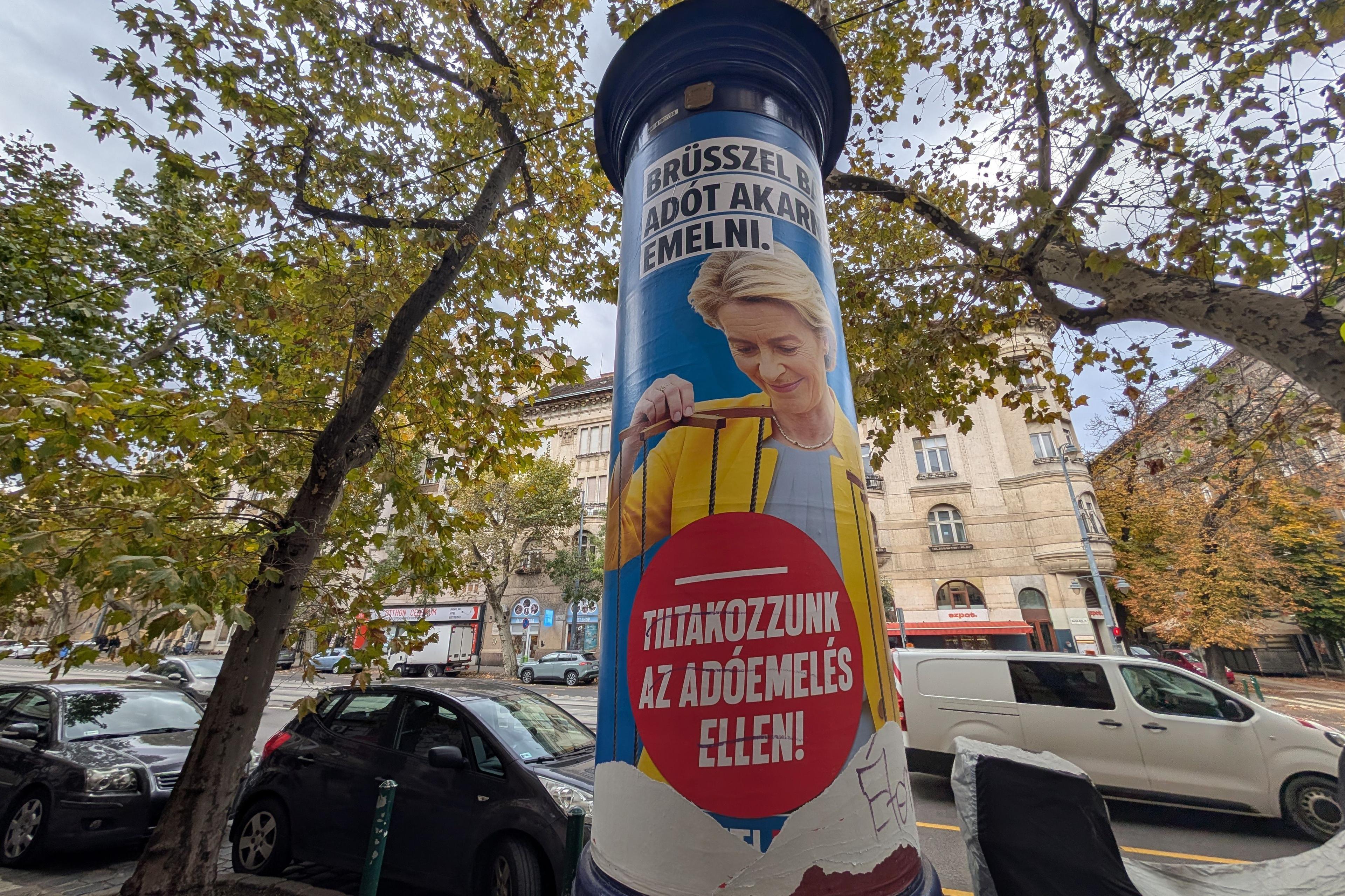 Rogán minisztériuma három hónap alatt 11 milliárdot füstölt el