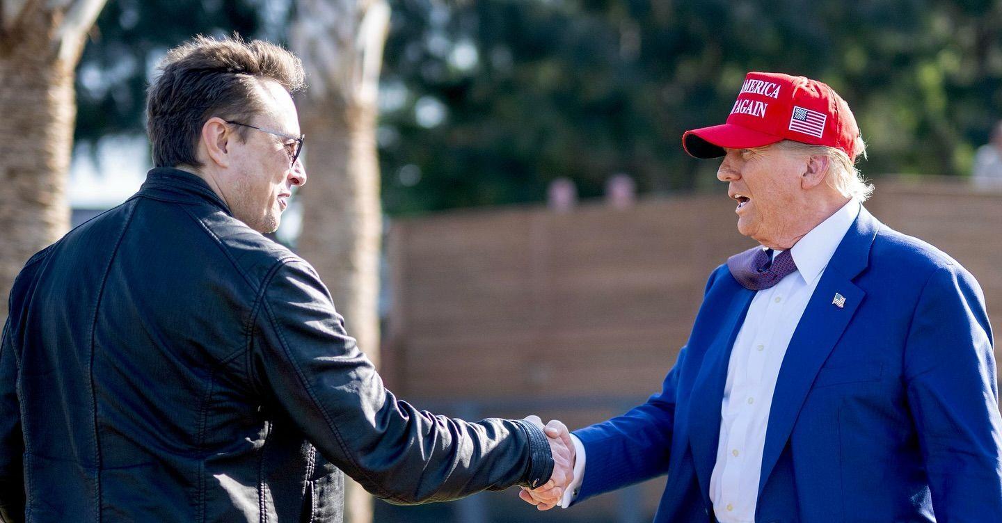 Látványosan zárul Trump és Musk románca, hullanak kifelé a csontvázak a szekrényből