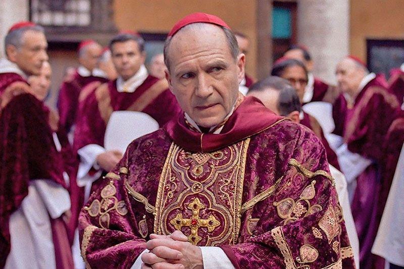Prófécia lehet a fikcióból? Konklávé a filmen és a valóságban