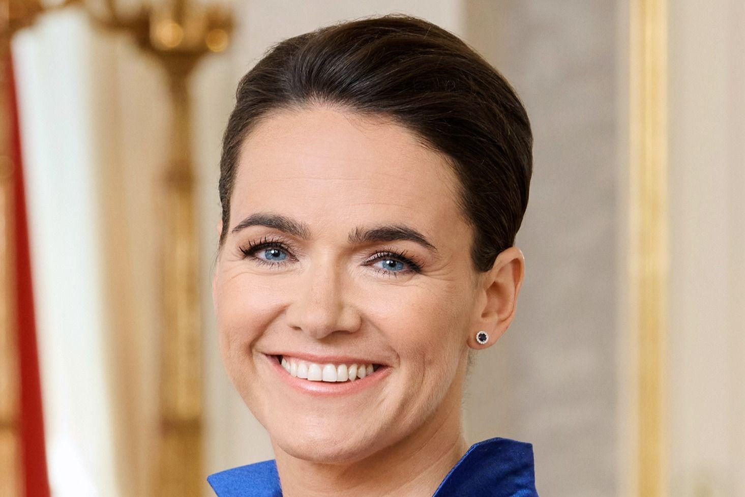 Novák Katalin újra munkába állt, így elbúcsúzott a tiszteletdíjától