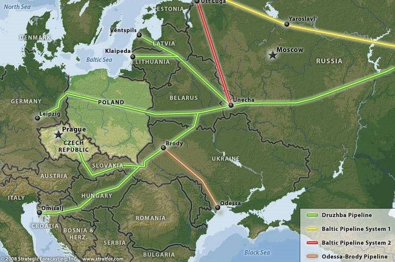 Az orosz olajimport teljes tiltását fogja javasolni az Európai Bizottság április közepén