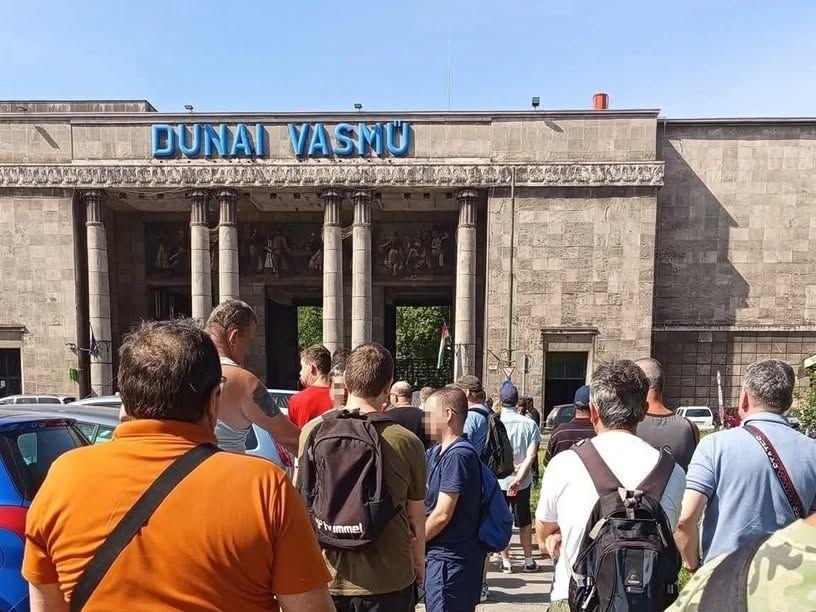 Brutálisan felpöröghet a munkanélküliség Dunaújvárosban a vasmű csődje miatt