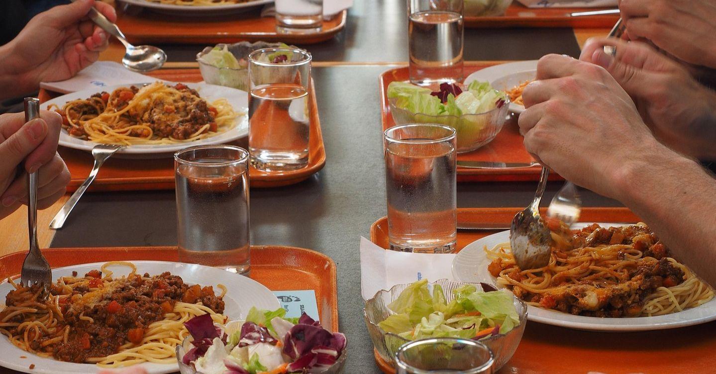 Székletmaradványokkal terjedő vírust mutattak ki az óvodai ételmérgezés egyik érintettjénél