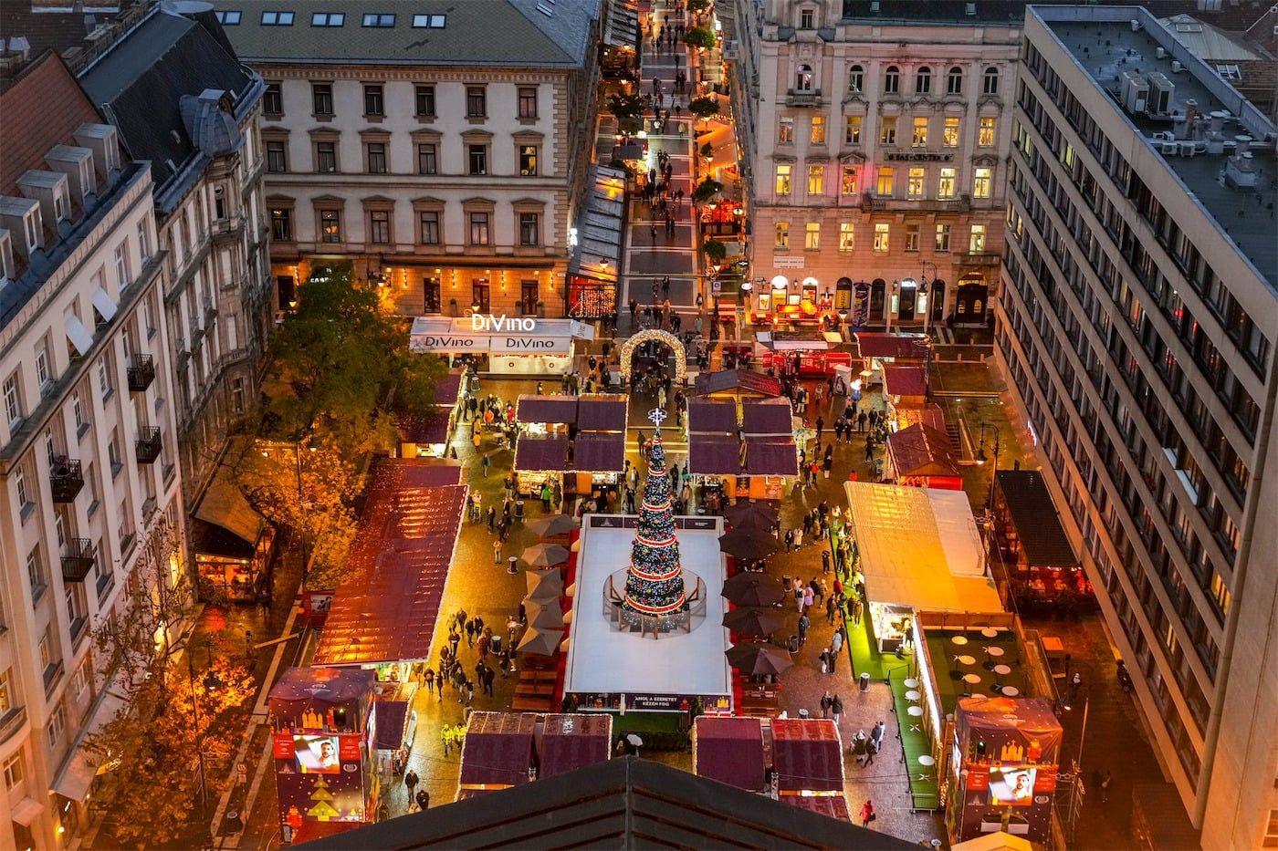 Újabb százmilliós támogatás a belvárosi karácsonyi vásároknak: a Rogán szomszédjához köthető cég ismét kiemelt helyzetbe kerül