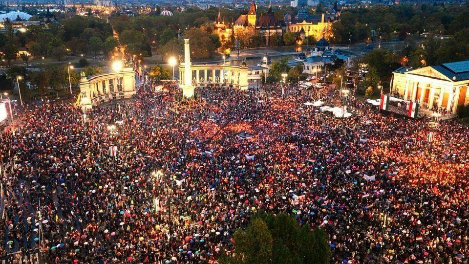 A Tisza 39, a Fidesz 32 százalékon áll a választáson résztvevők körében a Forrás szerint