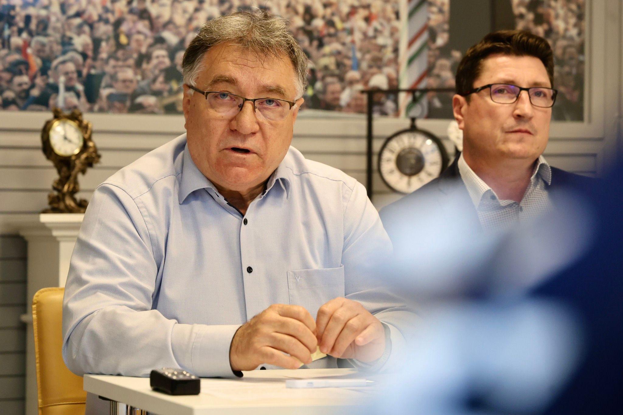 A szolnoki Fidesz megszüntetné a legszegényebb nyugdíjasok támogatását