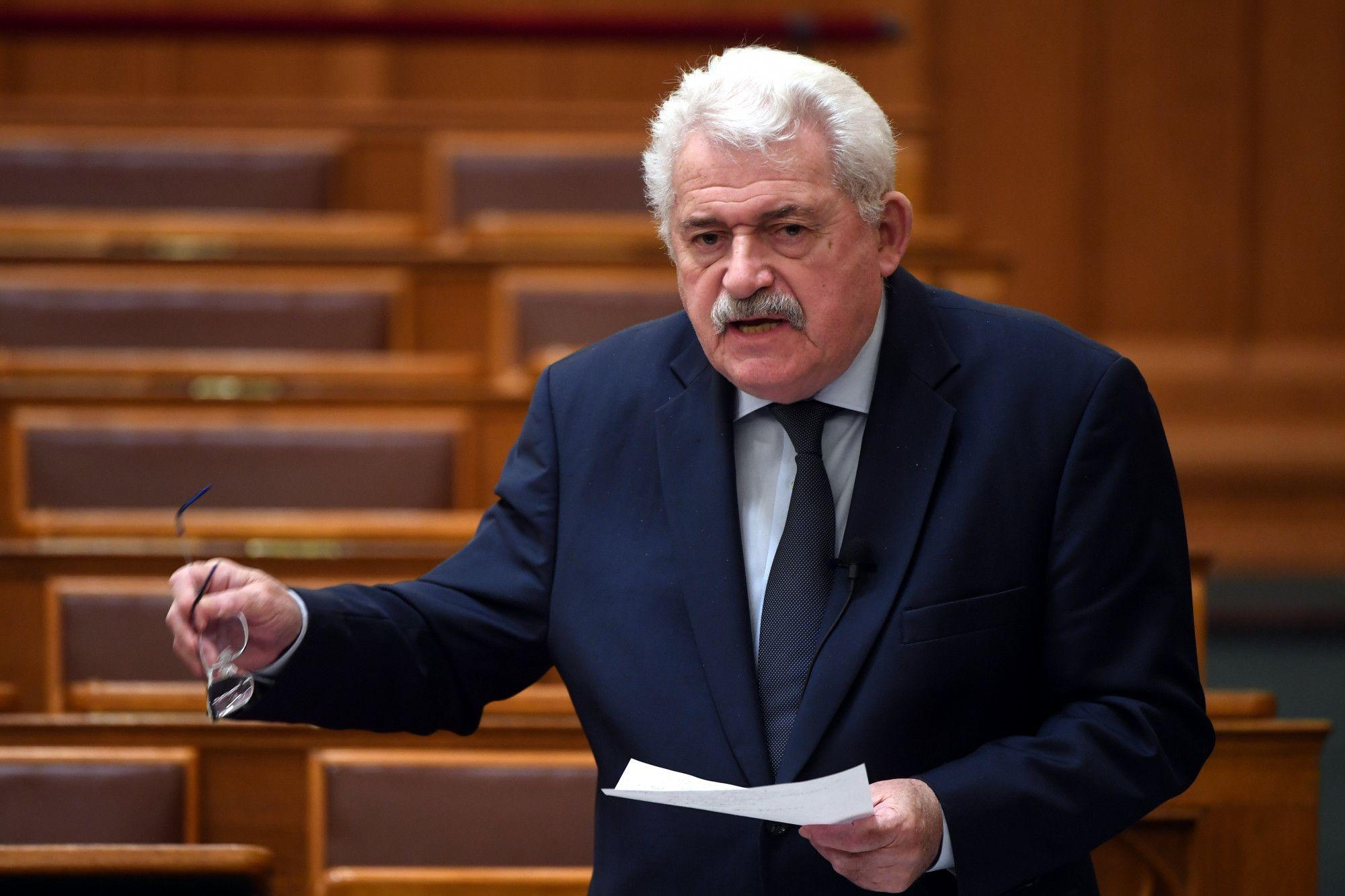 Több millió ukrán nyugdíjassal riogat Fónagy János