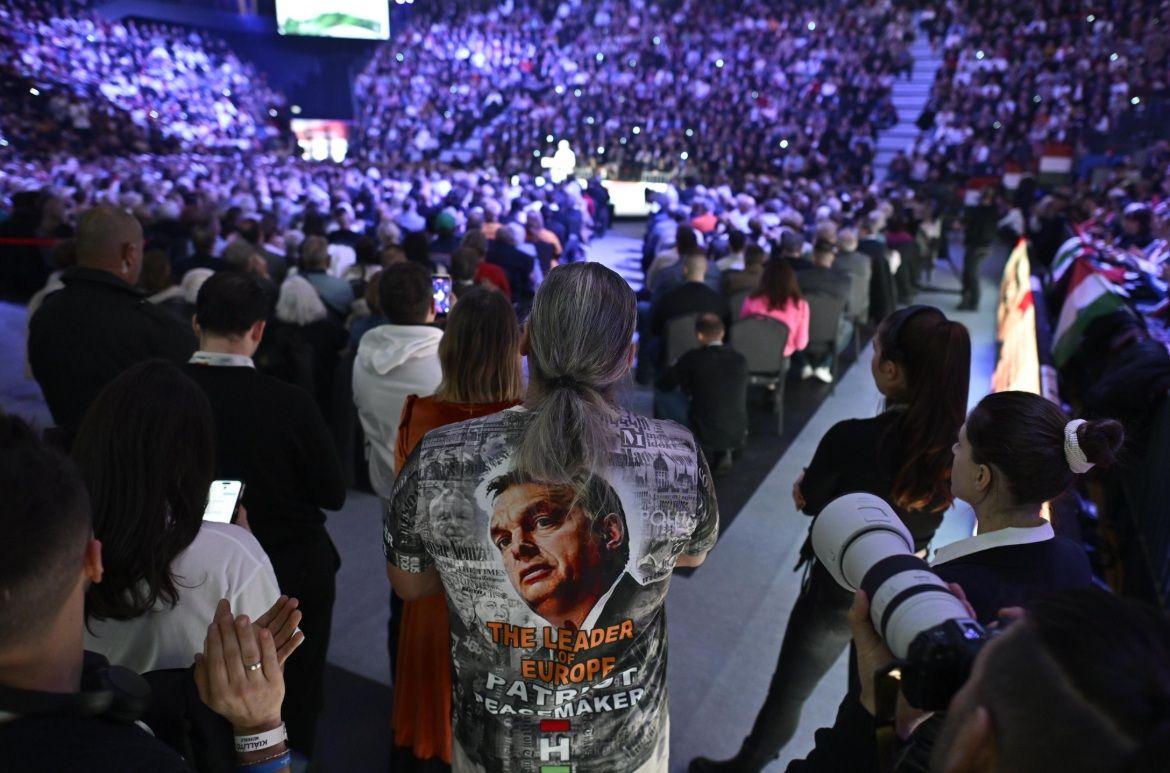 Orbánék háborús narratívája kevésnek tűnik a tovább erősödő Tiszával szemben